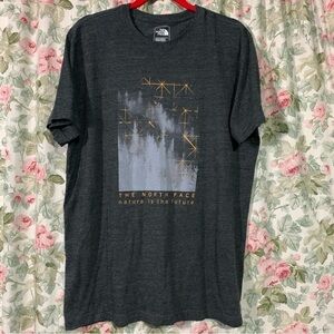 THE NORTH FACE - Men’s Short Sleeve